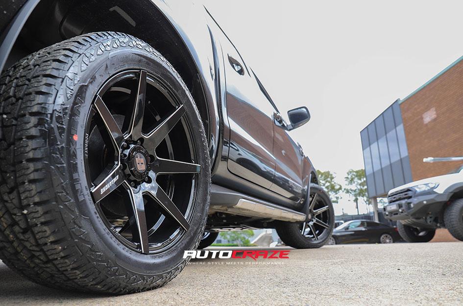 FORD RANGER AVALANCHE GLOSS BLACK MILLED ACCENTS